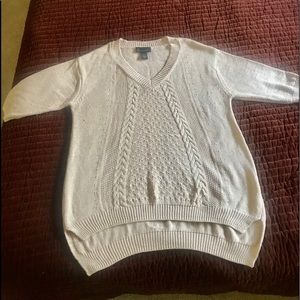 Beige V-neck sparkly 1/4 sleeve split hem sweater